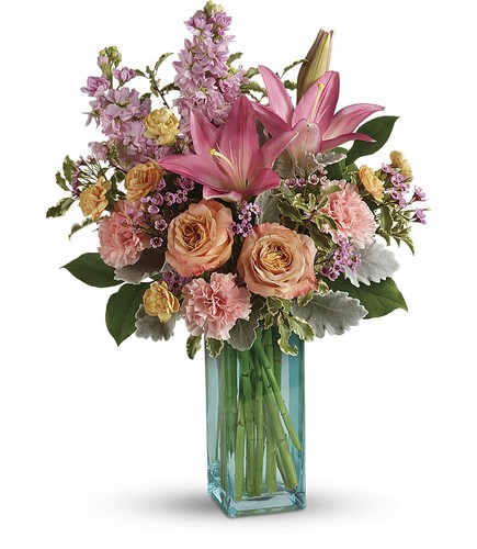 Teleflora's Pretty And Posh Bouquet